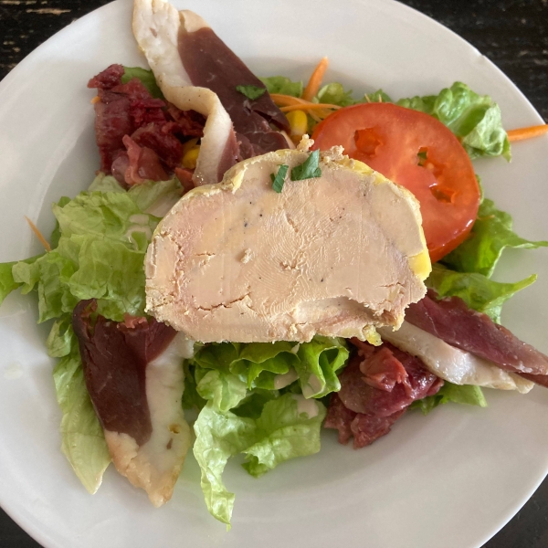 Le restaurant - La Mascotte - Monbéqui - bien manger MONBEQUI